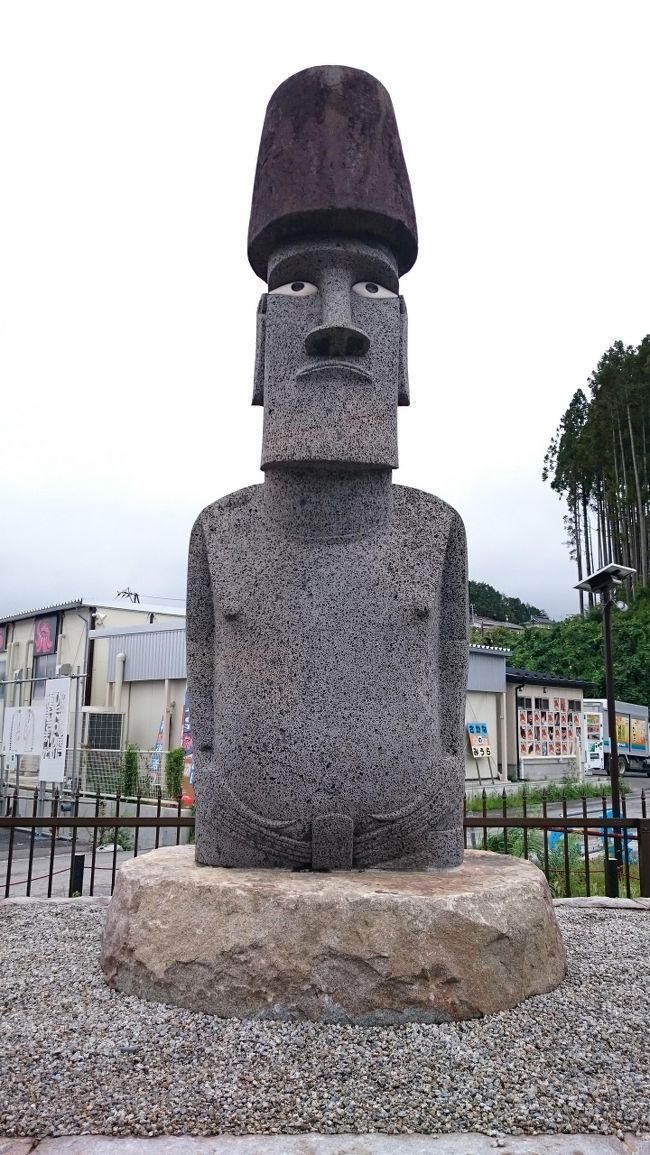 初めて宮城に行ったのは７年前。<br />名古屋港から愛車とともに太平洋フェリーに乗り、家族で仙台・松島・石巻を観光しました。<br />初めての東北の旅で、おいしい食事ときれいな海・優しい人たちが印象に残っています。<br /><br />東日本大震災から４年。<br />夫は震災直後の石巻を知っているので、復興状況を見てみたいという気持ちがあったようです。<br />私も一緒に宮城に訪れることができて、ふるさと割に感謝！です。<br /><br />今回は、空港から宿泊するホテルがある南三陸町の間を見てきました。<br /><br /><br /><br /><br />