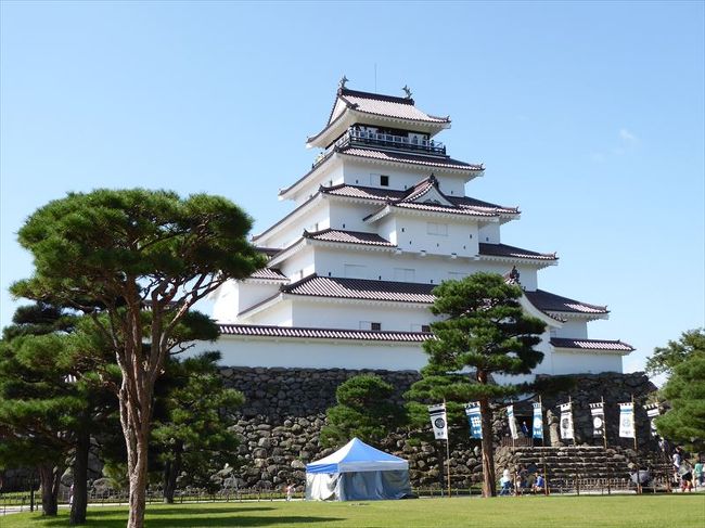 会津への旅は鶴ヶ城へ行ってきました。