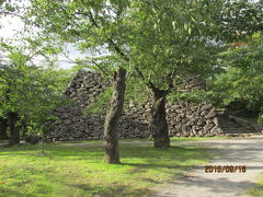 御巣鷹慰霊登山の旅（４）小諸城「懐古園」。