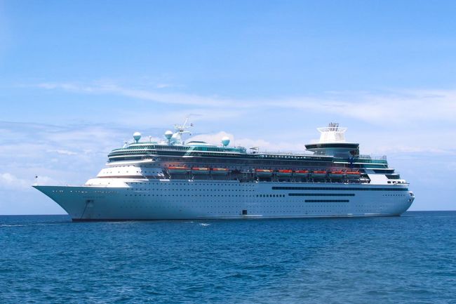 Royal Caribbianが運航する「Majesty of the seas」に乗って、マイアミ発バハマ・ショートクルーズに行ってきました！<br />初めてのクルーズ旅行でワクワクしながら、カリブ海へGO♪