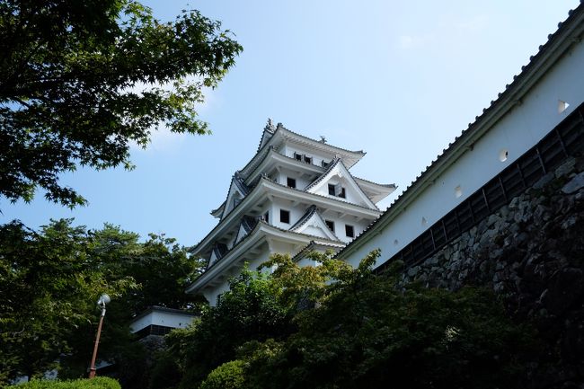 かねてより訪れてみたいと思っていた郡上八幡へと向かいます。