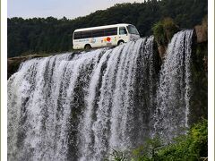 Solitary Journey［1647］彼岸花とコスモスが満開でした♪壮大な大瀑布「原尻の滝」と水車通り＜九州車中泊旅＞大分県豊後大野市