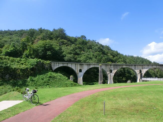 お盆休みに北海道＆東日本パスを利用して訪れるも、雨でサイクリングを断念せざるを得なかった遠野。<br />思いを果たすべく、今回は新幹線輪行して、新花巻～遠野～花巻～大沢温泉～豊沢ダム～台温泉～新花巻周ります。<br />ルートはこちら　http://yahoo.jp/1W5xmc