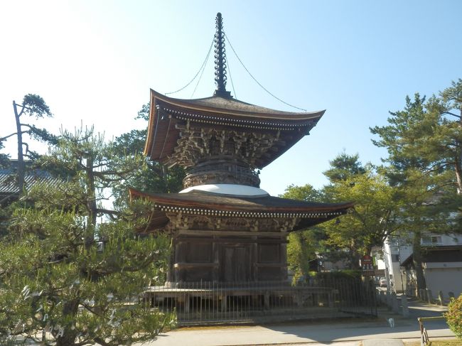 2015年GWは勤務のため中旬に振替での連休.<br />若狭・丹後・但馬の旅ということで東北からは行き難い福井京都兵庫の日本海側を周遊.<br />5日目(5/20),伊根町道の駅舟屋の里公園を後にし宮津市へ.成相寺などの寺院を巡り宿泊.<br />6日目(5/21)は朝から日本三景天橋立.