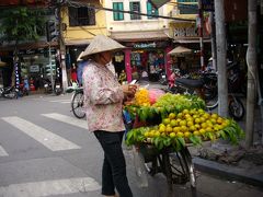 ベトナム最終日　ハノイ大教会からシクロに乗って旧市街へ　Lotus　Water Puppet水上人形劇鑑賞