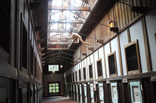 北海道開拓史を陰で支えた網走刑務所の囚人秘話、網走監獄