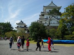 伊賀上野城はカラフルで大小様々な忍者がいっぱい