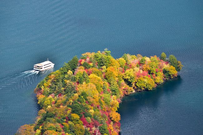 奥日光の湖畔の紅葉巡り　～中禅寺湖、西ノ湖、丸沼、湯ノ湖～