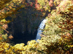 紅葉の宮城蔵王から山形蔵王　(宮城編)滝めぐりしてお釜へ