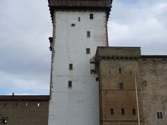 ナルヴァ城よりイヴァンゴロド城のほうがきれいだった。国力の差だろうか。