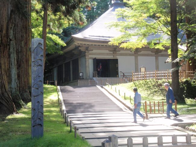 世界遺産の平泉町を散策。毛越寺、中尊寺、義経堂をめぐる。