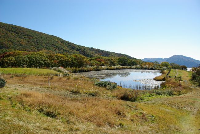 初秋の中国山地・吾妻山(アズマヤマ)を歩く。<br />イザナギの尊が比婆山に住む吾妻(ワガツマ)イザナミの尊よと、<br />叫んだという伝説からここは吾妻山となったそうだ。