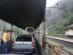 スイス・シンプロン峠は車のまま電車へ！【スイス情報.com】