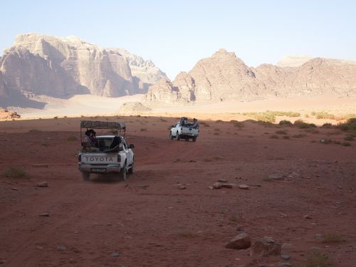 ヨルダン④ ワディ・ラムの最高に赤い砂！』ワディ・ラム