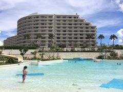 子ども連れで行く　沖縄旅行（やちむん喫茶シーサー園と美ら海水族館）