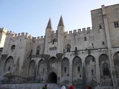 特典航空券で年末年始南フランス世界遺産巡り　その13　アヴィニョンゆったり観光まずは教皇宮殿へ