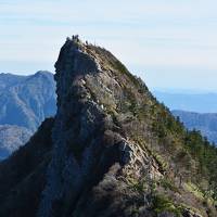 天を突く峰・石鎚山