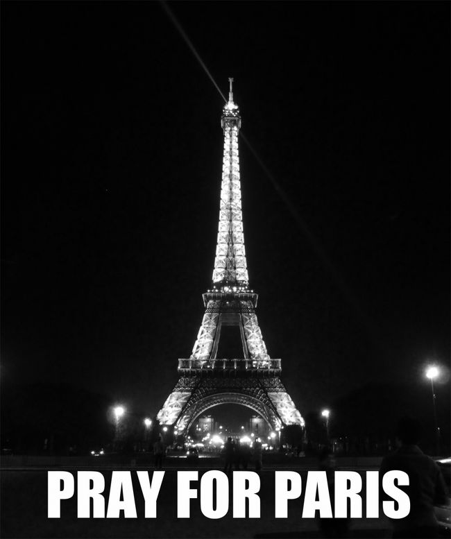 2015年11月13日の夜<br />パリで同時多発テロが発生し大勢の方が犠牲になられました。<br />亡くなられた方々のご冥福と負傷された方々のご回復を心からお祈り致します。<br /><br />1日も早く安全で平和な暮らしが取り戻せるよう祈っています。 <br />--------------------------------------------------------------------<br /><br /><br />11月1日(日)<br /><br />旅の備忘録と言う事でだらだらとした記事になります<br />ゆっくり更新していきますので、記事は後日に書き足していきます。<br />また、建物の歴史等の補足説明も後日に書き足せればと思っています。 <br />