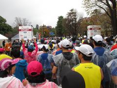 金沢マラソン2015(大会当日編）　時折雨が降る中を走る