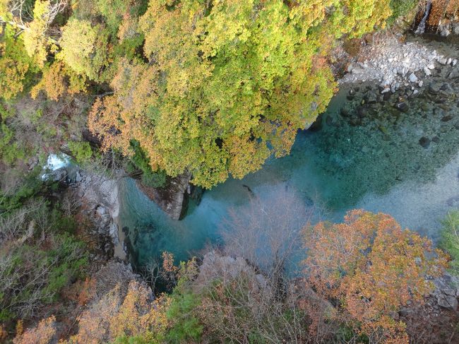 岐阜にて遅めの紅葉探し 恵那峡 付知峡 新穂高ロープウェイ 佳留萱山荘立寄り湯 高山 1 2 恵那 岐阜県 の旅行記 ブログ By だいこくさん フォートラベル