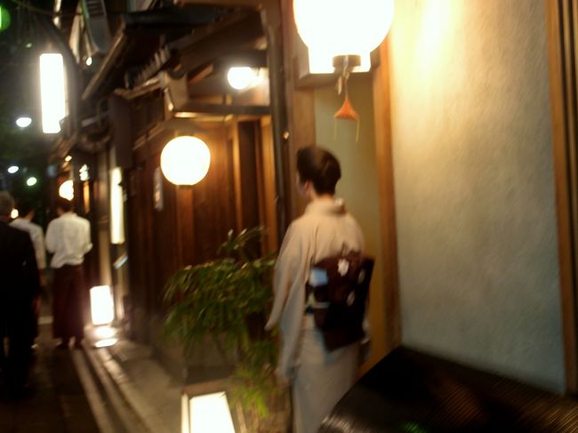 ５；京都寸描５−２；夜の先斗町・新橋通り徘徊