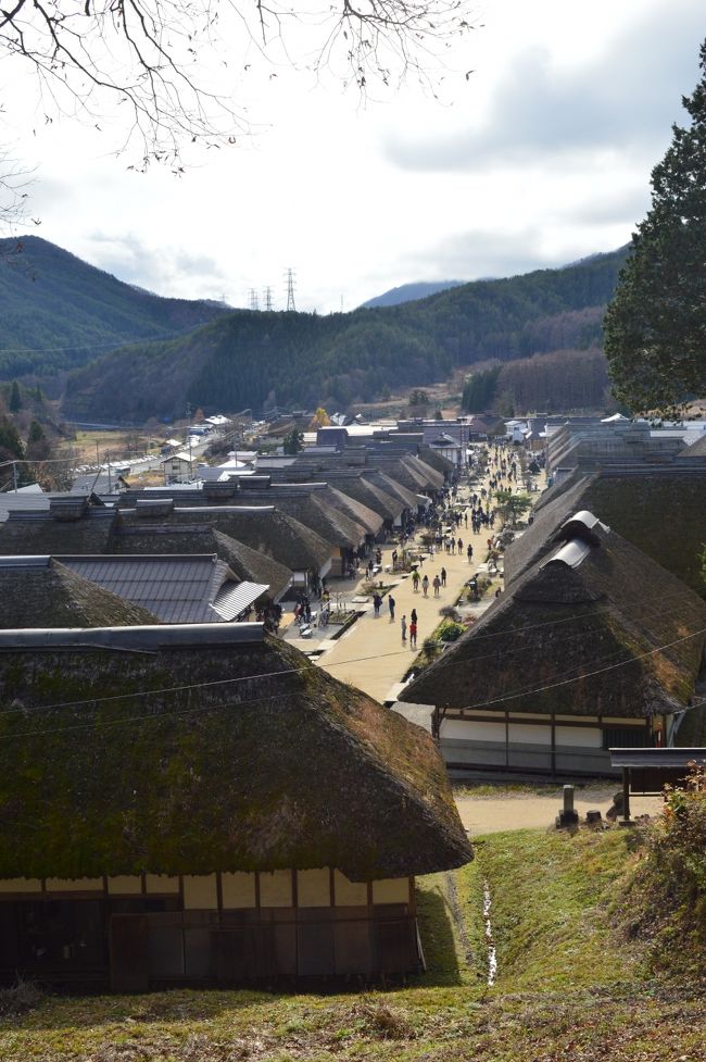 11月の3連休、東北ドライブ旅行を計画しました。<br />2日目の宿泊地は福島県の猪苗代です。<br />何故猪苗代かと言うと…特に理由無し。<br />帰り道かな〜位で決めてしまいました。←と言いつつ地図を見たら全然帰り道じゃないみたい…<br />福島では特に行きたいところは無いので、その日の気分で決めたいと思います。<br /><br />【日程】<br />11/21  自宅→松島→湯野浜温泉<br />11/22  湯野浜温泉→仙台→猪苗代<br />11/23  猪苗代→会津→自宅 <br /><br />宮城旅行記<br />http://4travel.jp/travelogue/11078544<br />山形旅行記<br />http://4travel.jp/travelogue/11078546