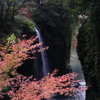 九州　滝と紅葉を巡るドライブ　（2）神話の里高千穂の夜神楽と紅葉