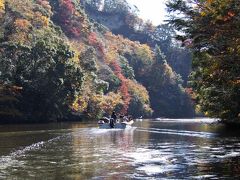 亀山湖紅葉クルーズと養老渓谷