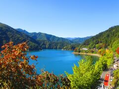 快晴の秋空の下で奥多摩湖バーベキュー、今年も最高の景色でした