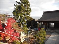 神の住まう島、竹生島。長浜港から念願の上陸。