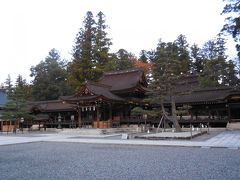 滋賀の鎮守、多賀神社。厳粛で凛とした佇まい。