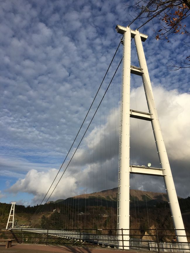 宿から<br /><br />青の洞門、深耶馬溪、九重夢の大橋、湯布院、別府へ