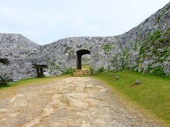 ★★★４トラ２００万回アクセス達成記念★★★那覇１泊２日の旅【世界遺産である、『座喜味城跡』観光編】（２０１５年１２月）