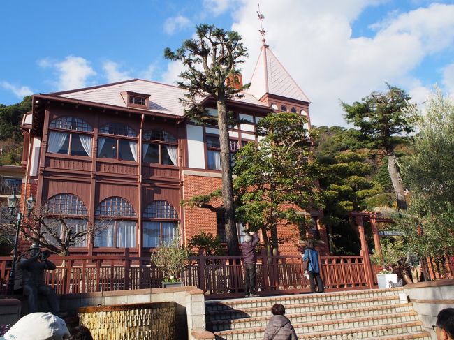 12月17日は神戸北野異人館を巡り、有馬温泉街を散策し泊まりました。<br />12月18日は京都の町を観光し、琵琶湖の畔で宿泊しました。<br />12月19日は三井アウトレット竜王店・コストコ神戸で買い物。<br />２泊3日の温泉旅行でした。美味しいものを食べ温泉に癒されました。