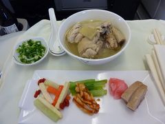 2013年11月【5】エバー航空・キティー・ジェットで飛ぶ「ぐるっと台湾珍道中」（台湾定番スポット「九分」と台北プチ観光、帰国便機内で味わう「鼎泰豊」）