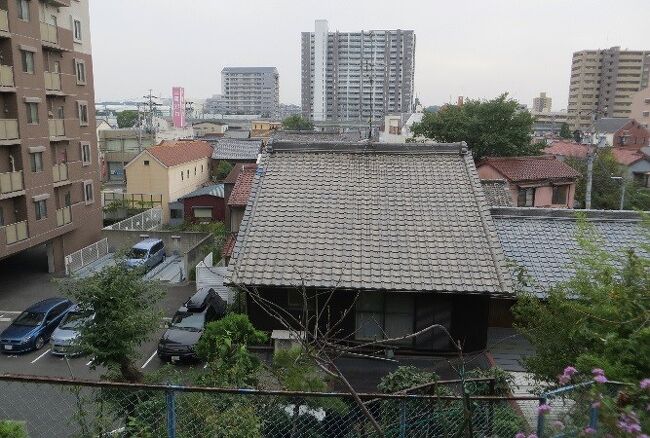 2015秋、鳴海城址(4/4)：鳴海城の柱が残る東福院、鳴海城跡公園、旧東海道、名鉄鳴海駅