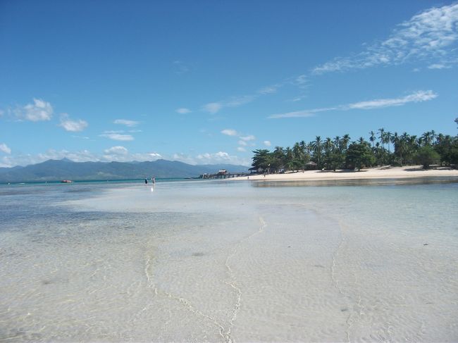 ビーチリゾートが好きで、今までに石垣島、グアム、バリ、タイ、マレーシアのビーチリゾートを旅行しています。<br />今回は、2015年の年末年始に旅行しました、フィリピンのアレセフィ島(パラワン島)の旅行記を投稿します。<br /><br /><br />