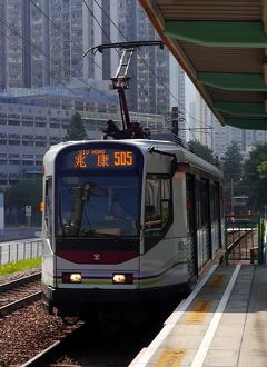 2015.11香港学会出張旅行7-屯門より青松，青松観，屯門公園, 軽鉄にのる