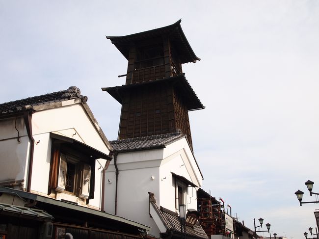平成28年1月16日(土)のテレビ東京「出没!アド街ック天国」で「美味しい川越」が特集されていました。<br /><br /><br />川越は江戸時代には城下町として栄えた都市であり「小江戸」とも呼ばれ歴史的建造物が多い街であります。<br /><br />そして、サツマイモやウナギなど美味しい食べ物も沢山あります。<br /><br />更には、池袋からは30分、新宿からは60分と都内からも近いのです。<br /><br /><br />・・・知らなかった。こんな場所があるなんて。<br />次の日、早速川越へ!