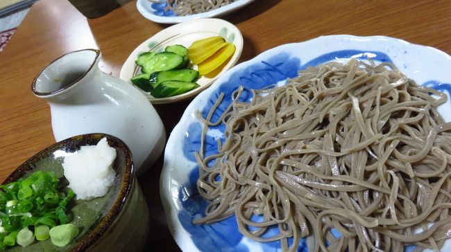 この時、まだあまり知られていなかったふるさと割り<br />コイツを利用して近いので行ったことはあるけどしっかり見物した事のなかった<br />長野県を旅行してみました。<br /><br />軽井沢のワイナリーでランチを採り<br />ぷらぷらと上山田温泉のしっかりした温泉旅館で一泊<br /><br />翌日、姥捨ての棚田をみて、牛に引かれて善光寺を見物<br />そば集落で蕎麦をすすり。<br />諏訪湖まで下って、霧降高原 湖の畔のペンションに一泊<br /><br />翌日は甲州のワイナリーでお土産を買って帰路へ。<br /><br />歳を重ねることによって、こういう旅もいいものだなぁと実感