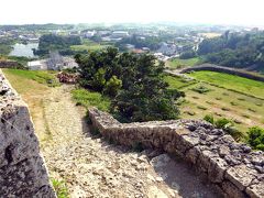 １８．シルバーウィークの沖縄の世界遺産を巡る旅　３／９世界遺産 勝連城跡その３ 世界遺産勝連城跡休憩所