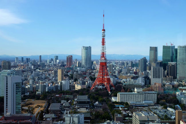 東京タワーか貿易センタービルかどちらに行こうか？<br /><br />　オリンピックまでビルの建て替えは変わった　貿易センタービルへ久しぶりに<br /><br />　　築地の市場も引っ越しが始まるでしょう<br /><br />　　　それも見ておかなければ。<br /><br />冬の富士山も冬なのでよく見えるはず。<br /><br />貿易センタービル　展望台<br />https://www.wtcbldg.co.jp/wtcb/facility/seaside/
