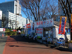 東京散歩　日比谷公園　旧文部省庁舎　国会議事堂へ。