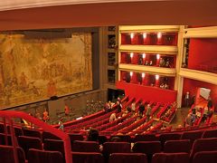 2015.10ウイーン職員旅行12-VolksoperでDie lustige Witwe（メリーウイドウ）をみる．朝のウイーン・リング散歩