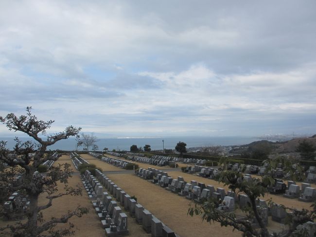 前日に土砂降りで降りられなかった墓参り<br /><br />雨が上がって再度挑戦して無事墓参できました<br /><br />ランチをせずに行って、午後１時に墓を出発も<br /><br />たまには和歌山にも行ってみようかと<br /><br />