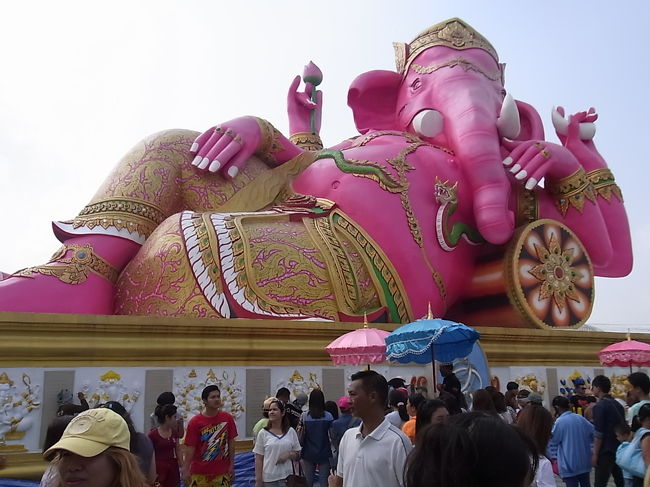 ピンクの象の神様に会いに弾丸タイへ ｓｆｃ修行 その他の観光地 タイ の旅行記 ブログ By Teaさん フォートラベル