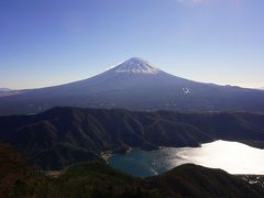 十二ヶ岳　スリルある稜線ハイキングと富士山の展望