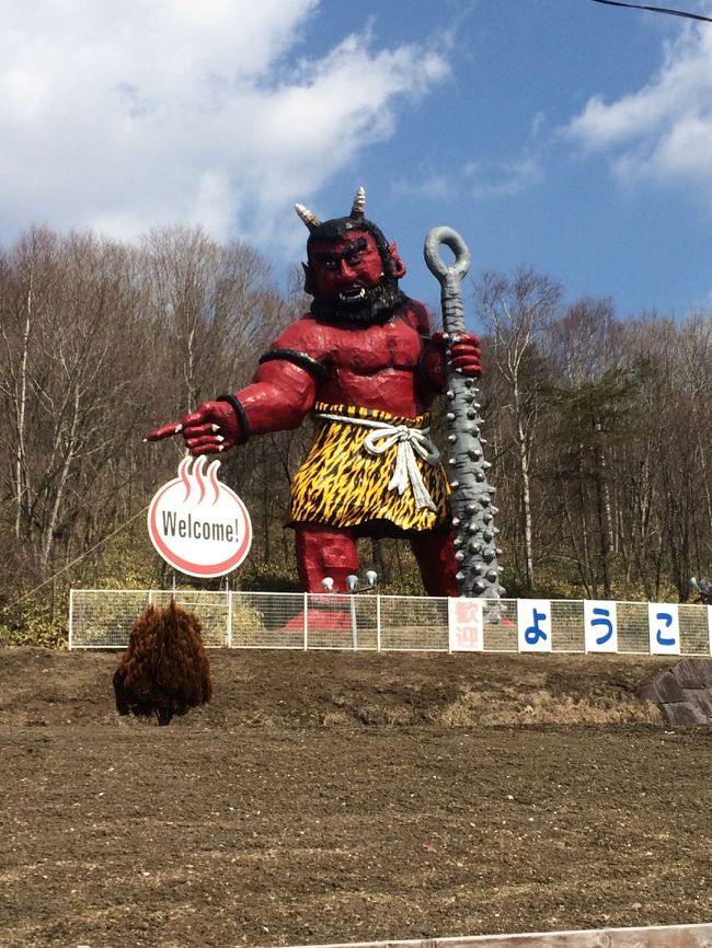 室蘭から登別温泉へ苫小牧の噂の食堂でランチして来ました。<br /><br />祖母の法事で室蘭へ出掛けることになったので、久しぶりに登別温泉に入って来ようかと言うことで寄り道ドライブ、心も身体も温まりました。<br />７つの源泉を楽しめる１５００坪の大浴場は、まさに温泉天国。<br />泉質や規模を含めてもこの温泉は、私が今までに行ったことのある温泉では、やっぱり日本一です。(^^)v