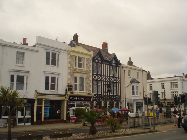 メンデルスゾーンは、ポーツマス港から船でワイト島 the Isle of Wightのライドへ行きましたが、すぐ帰ったようです。R. Larry Todd著Mendelssohnのp.282参照。わしが行くのは初めてです。