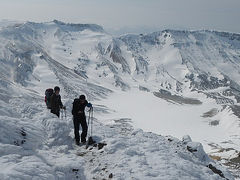 安達太良山・鉄山　自然が作り出す雪のアートを堪能